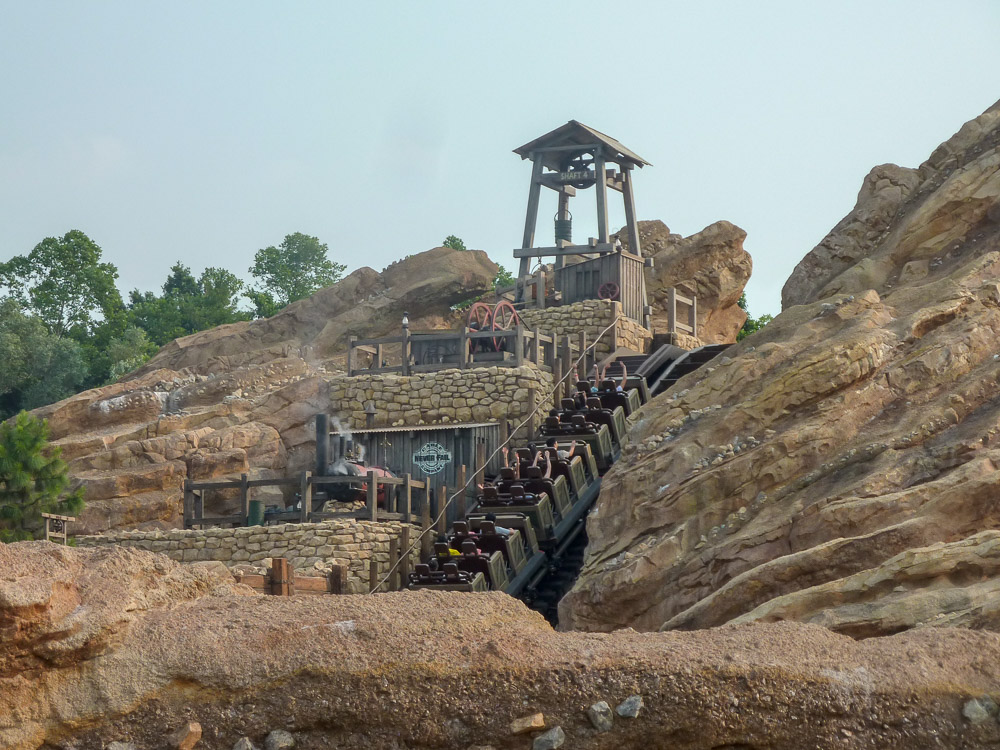 Photo of Big Grizzly Mountain Runaway Mine Cars